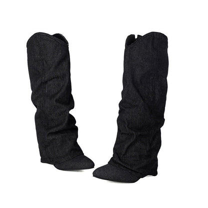 Graceful Orthopedic Boots for Modern Look