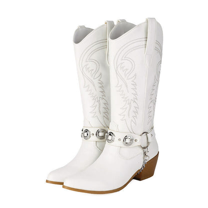 Graceful Orthopedic Boots for Modern Look