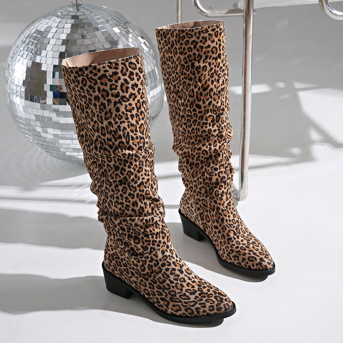 Graceful Orthopedic Boots for Modern Look