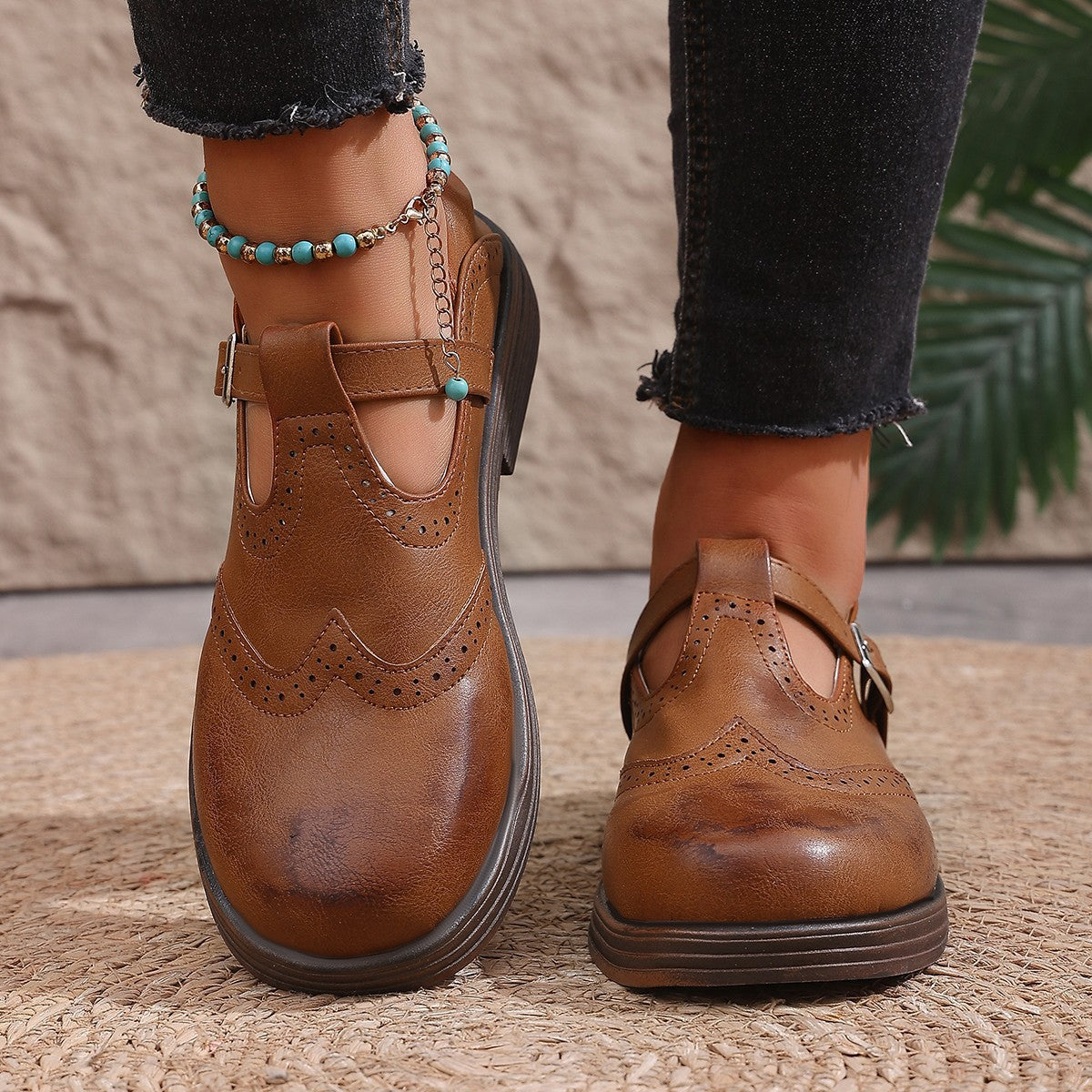 Graceful Orthopedic Shoes for Modern Look