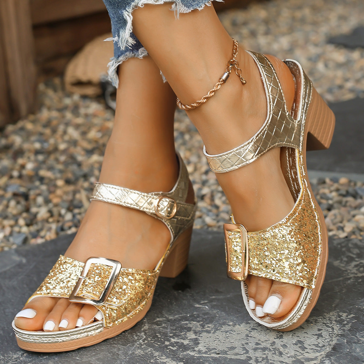 Graceful Orthopedic Sandals for Modern Look