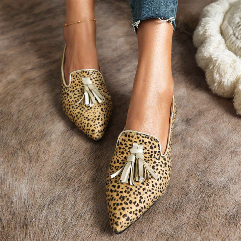 Chic Orthopedic Shoes with Unique Design
