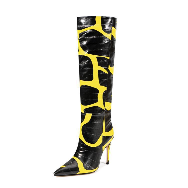 Graceful Orthopedic Boots for Modern Look