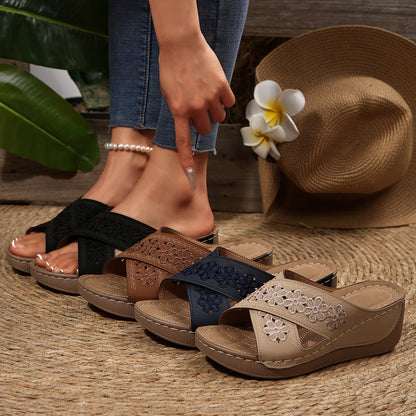 Chic Orthopedic Sandals with Unique Design