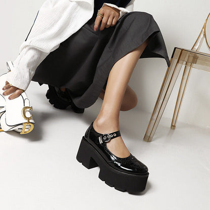 Chic Orthopedic Shoes with Unique Design