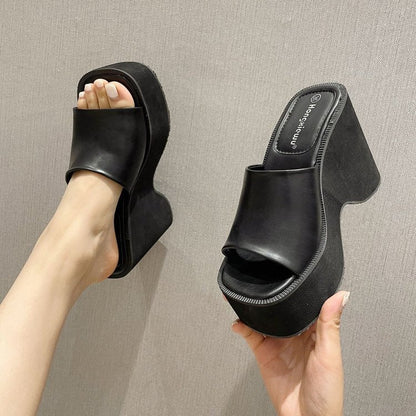 Chic Orthopedic Sandals with Unique Design