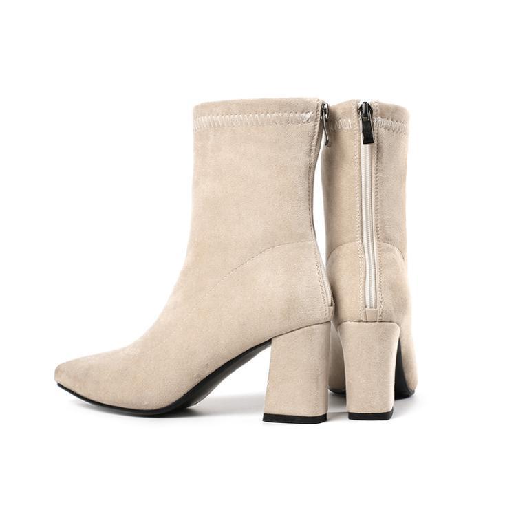 Graceful Orthopedic Boots for Modern Look