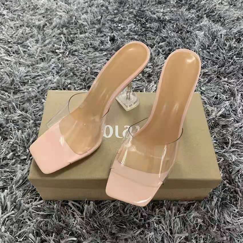 Chic Orthopedic Sandals with Unique Design