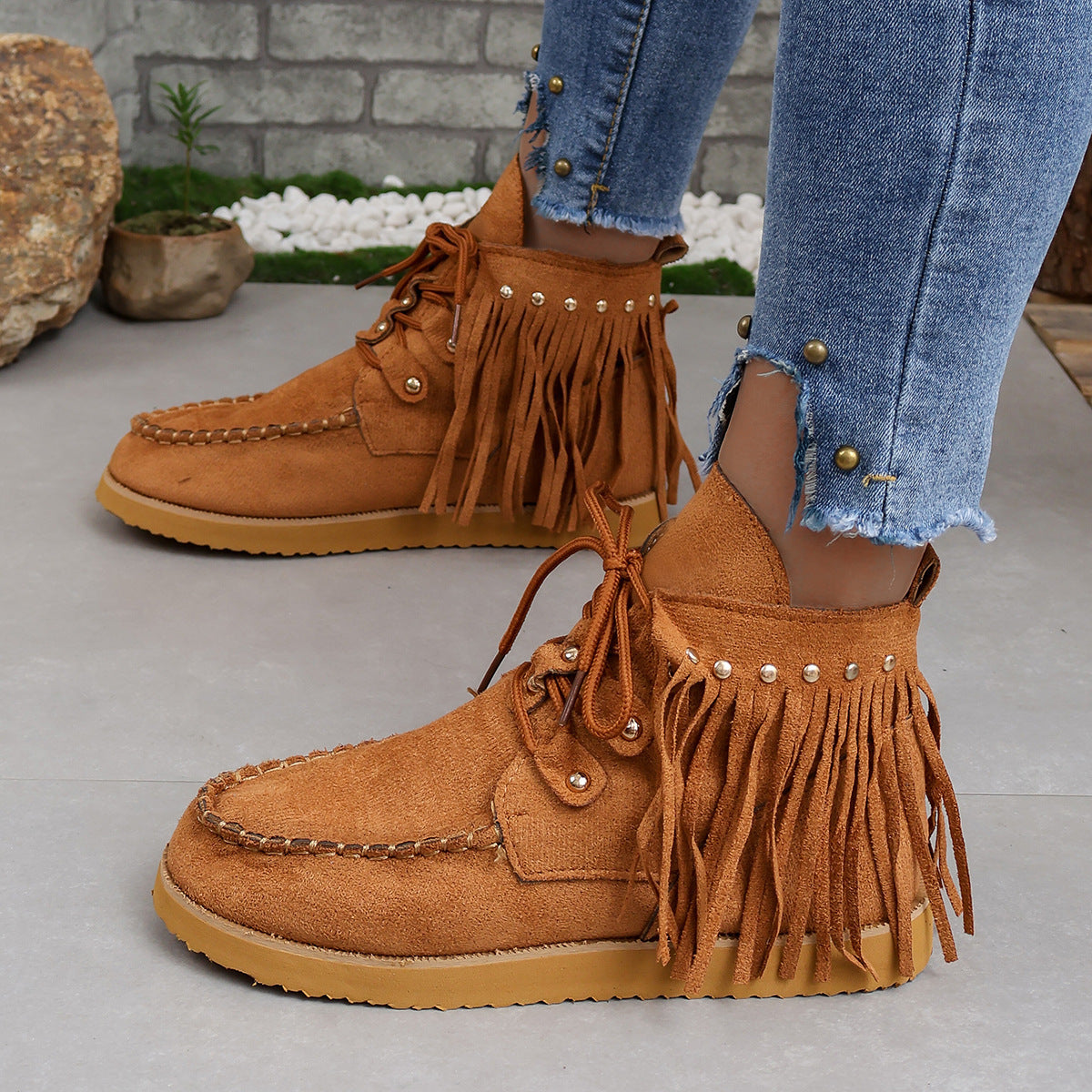 Graceful Orthopedic Boots for Modern Look