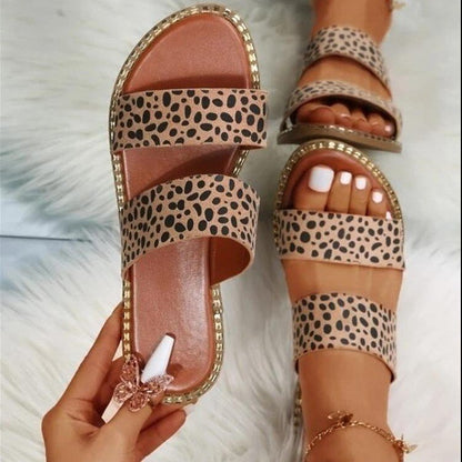 Chic Orthopedic Sandals with Unique Design