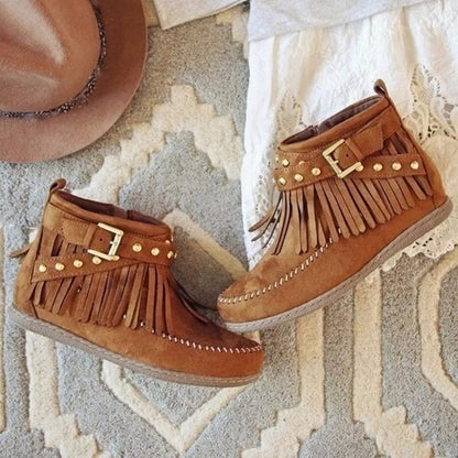 Graceful Orthopedic Boots for Modern Look