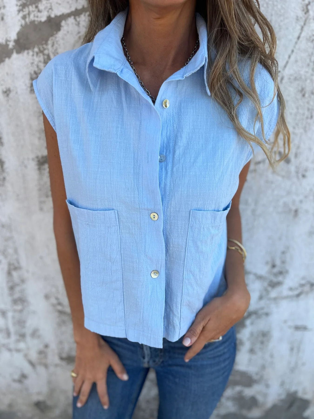 Hellblau