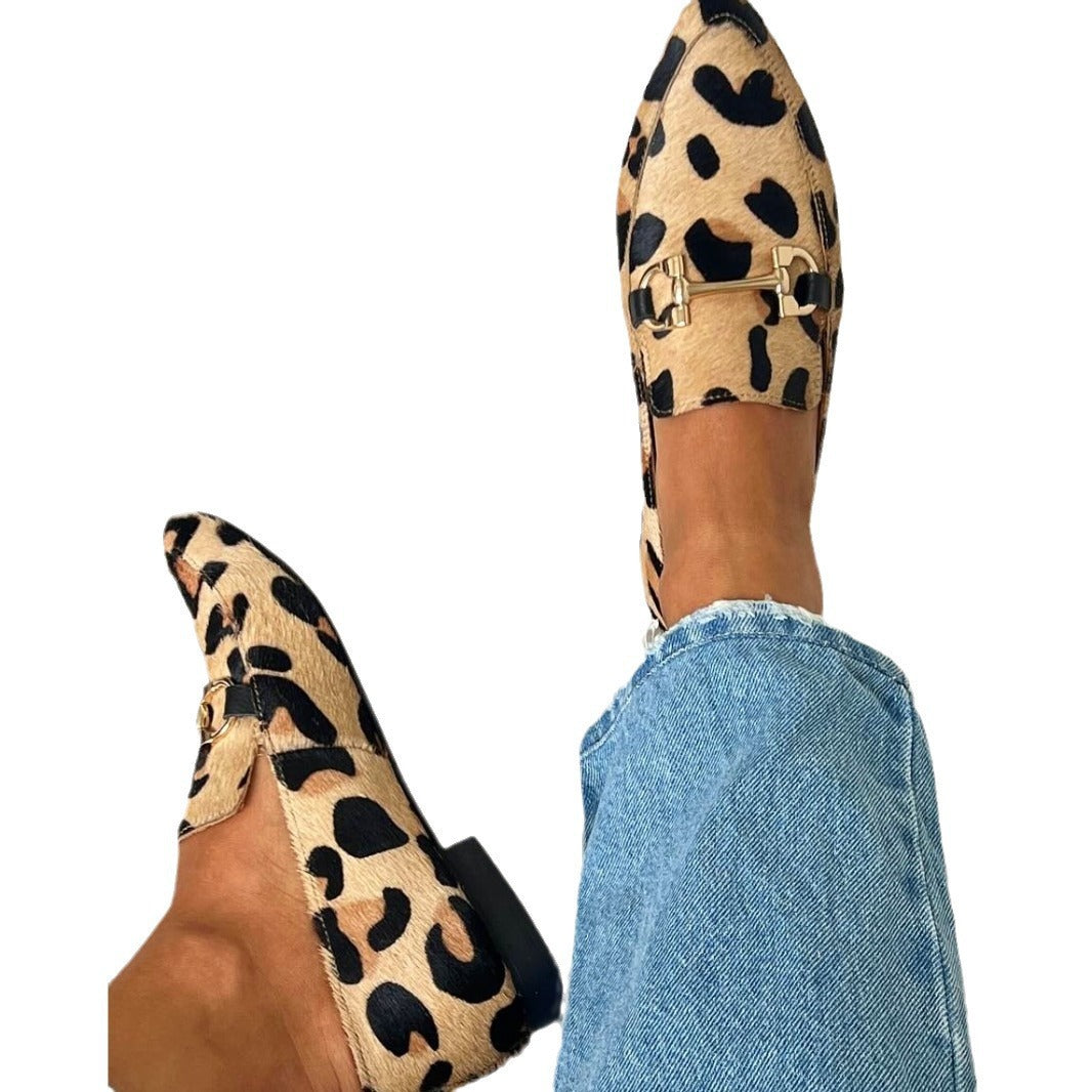 Chic Orthopedic Shoes with Unique Design