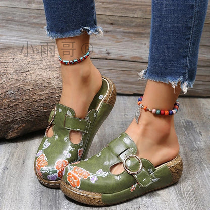 Chic Orthopedic Sandals with Unique Design