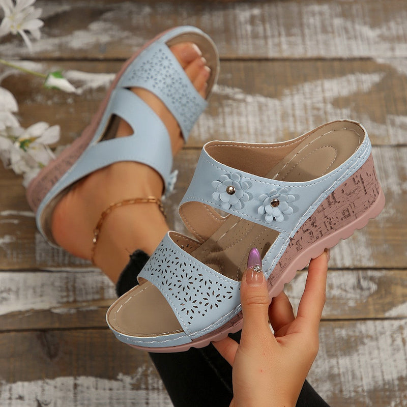 Chic Orthopedic Sandals with Unique Design