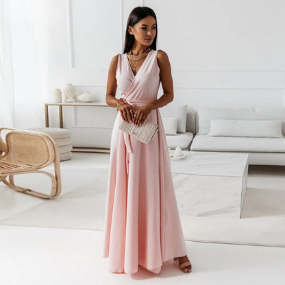 LM | Gretchen -Feminine ankle-length dresses with V-neckline