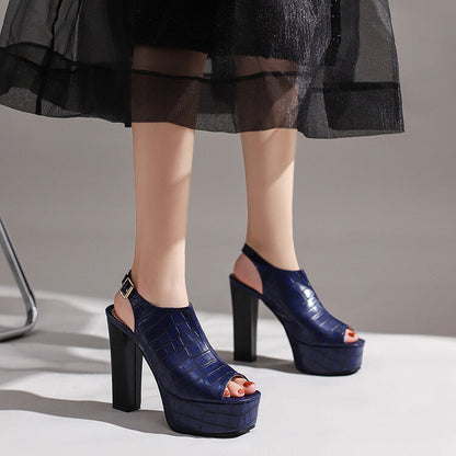 Graceful Orthopedic Sandals for Modern Look