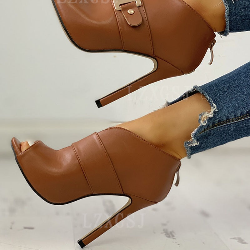 Beautifully Crafted Orthopedic Sandals