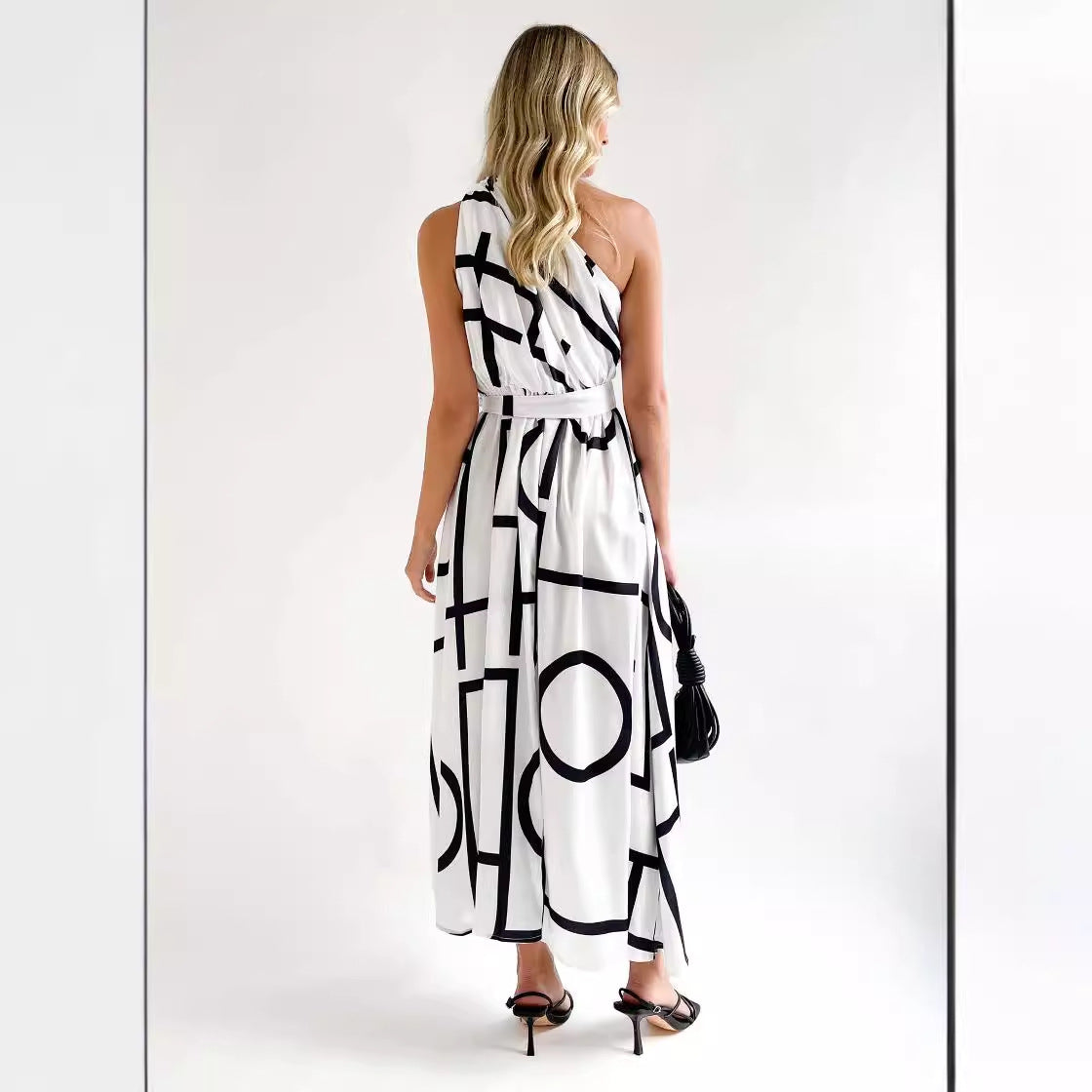 Timeless Vintage Style Garment