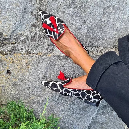 Chic Orthopedic Shoes with Unique Design