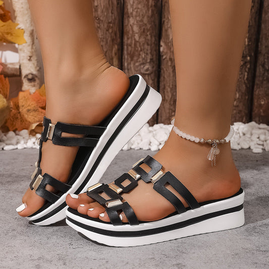 Graceful Orthopedic Sandals for Modern Look