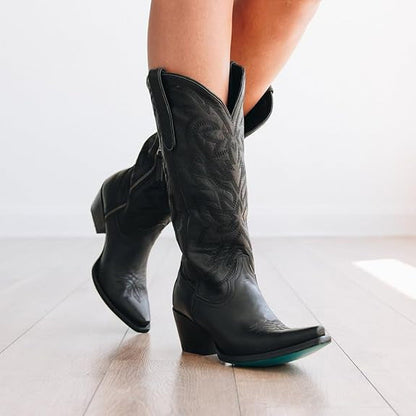 Chic Orthopedic Boots with Unique Design