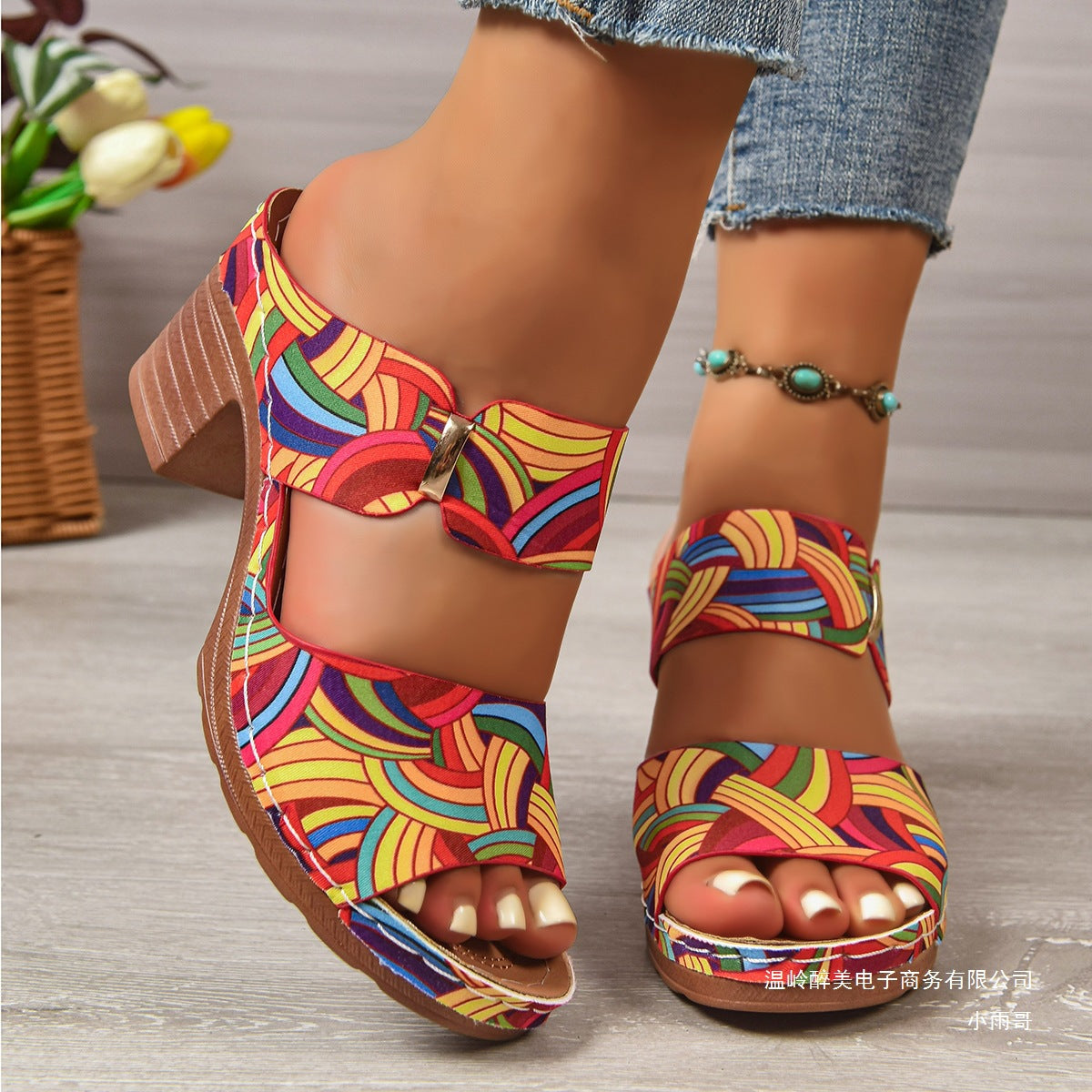 Graceful Orthopedic Sandals for Modern Look