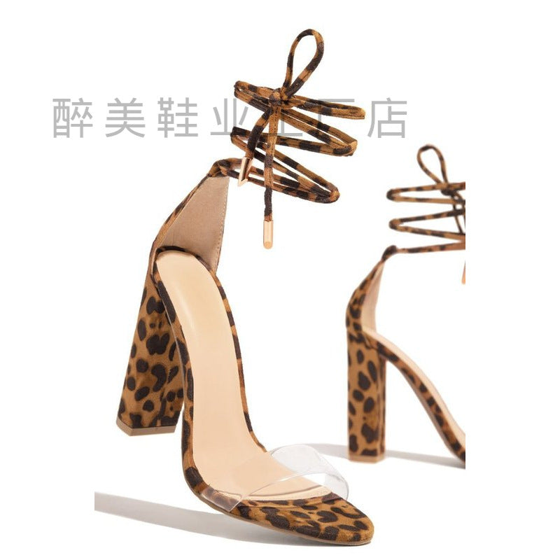 Chic Orthopedic Sandals with Unique Design