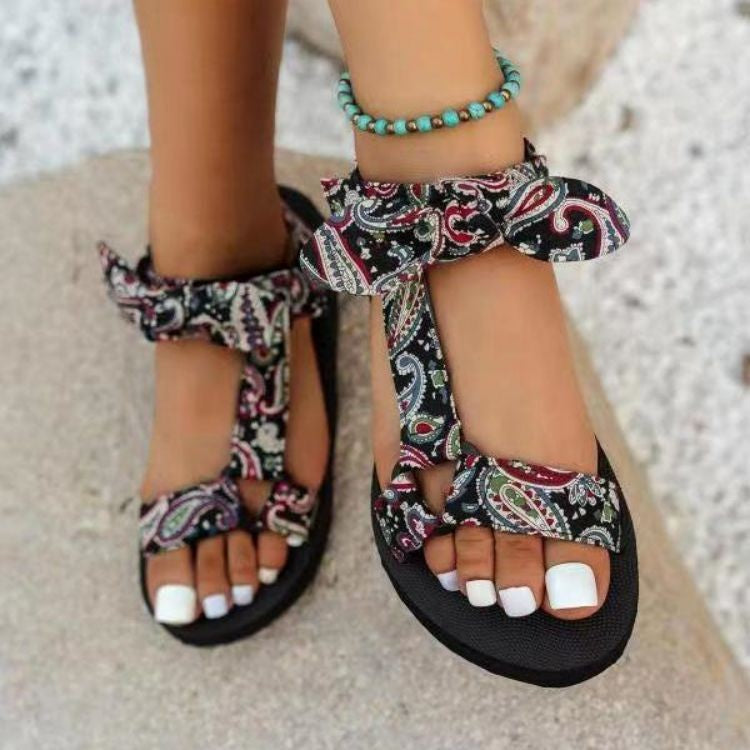 Graceful Orthopedic Sandals for Modern Look