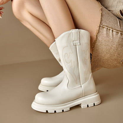 Graceful Orthopedic Boots for Modern Look