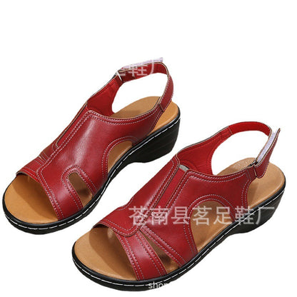 Chic Orthopedic Sandals with Unique Design