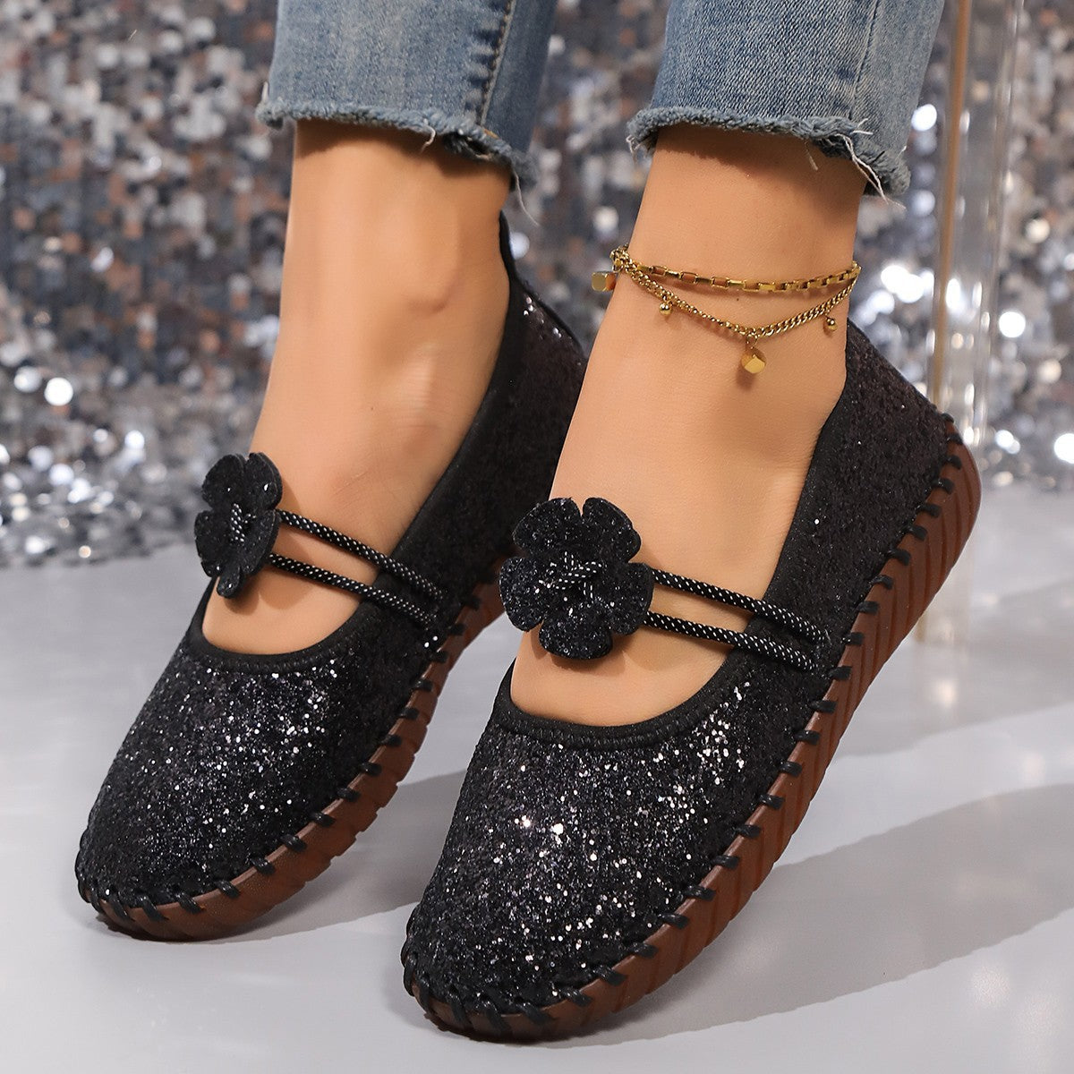 Chic Orthopedic Shoes with Unique Design