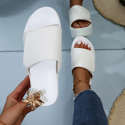 Graceful Orthopedic Sandals for Modern Look