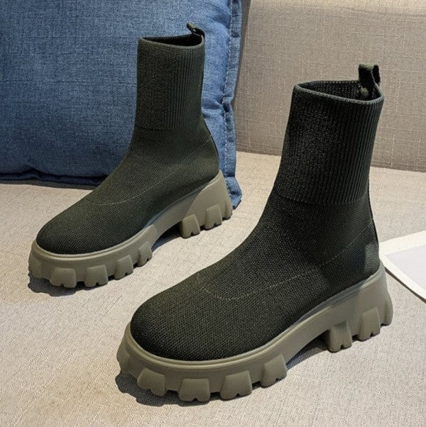 Graceful Orthopedic Boots for Modern Look