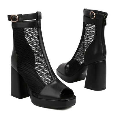 Graceful Orthopedic Boots for Modern Look