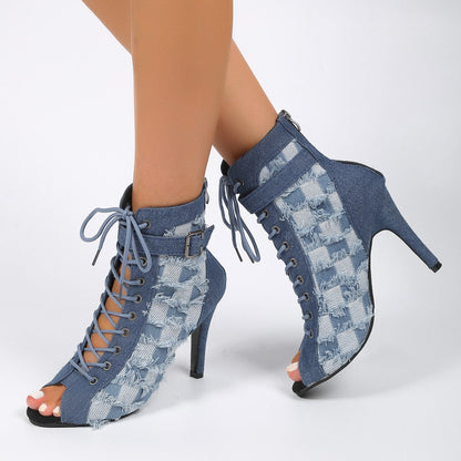 Chic Orthopedic Sandals with Unique Design