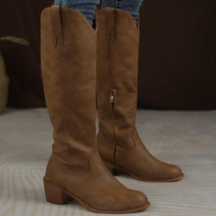 Graceful Orthopedic Boots for Modern Look