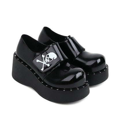 Chic Orthopedic Shoes with Unique Design