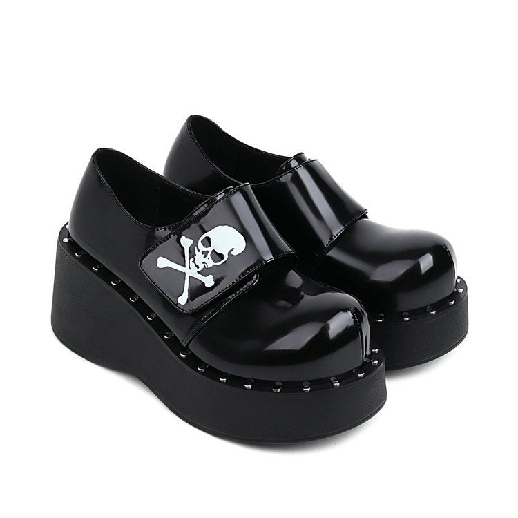 Chic Orthopedic Shoes with Unique Design