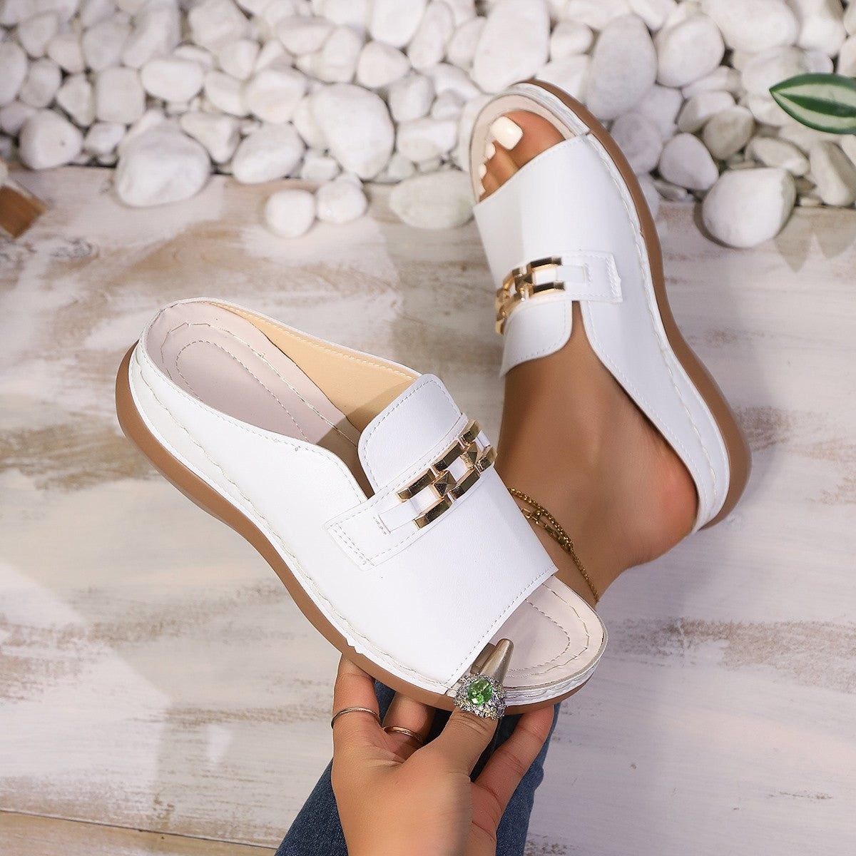 Graceful Orthopedic Sandals for Modern Look