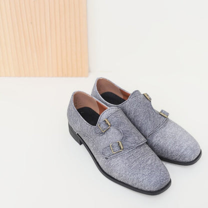 Chic Orthopedic Shoes with Unique Design