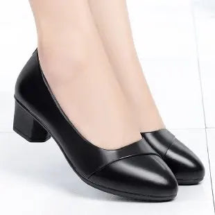 Tailored and Comfortable Orthopedic Flats