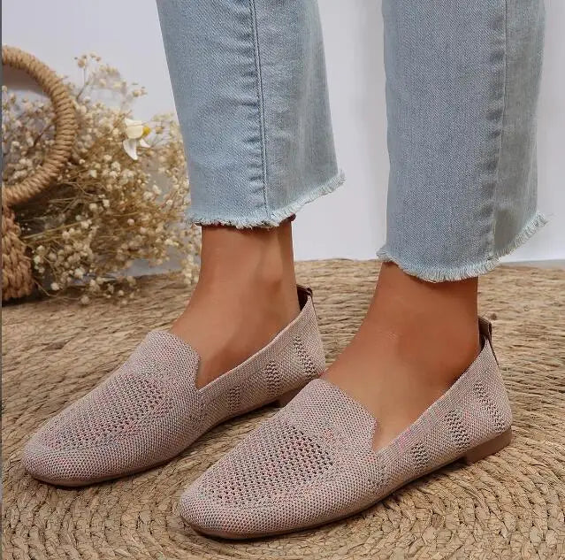 Versatile and Supportive Orthopedic Flats