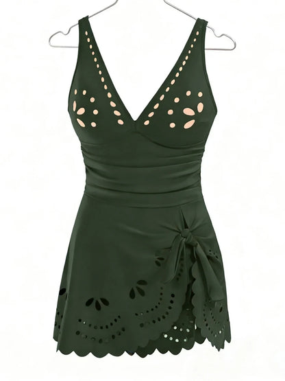 Finely Styled Dress With a Classic Look