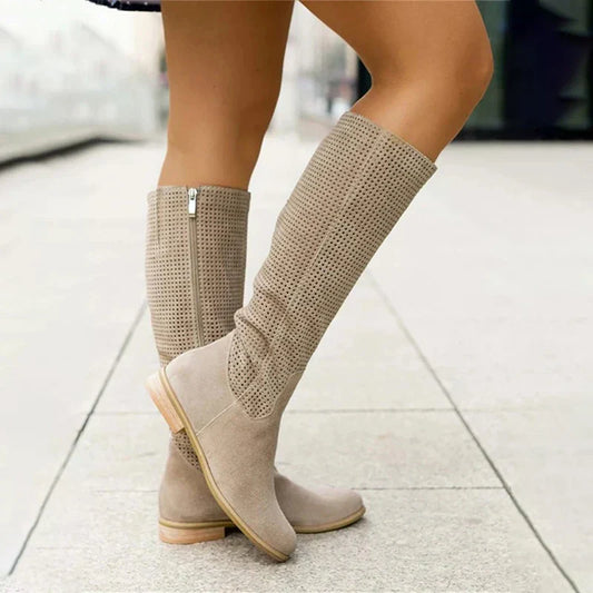 LM | Fashionable and supportive orthopaedic shoes