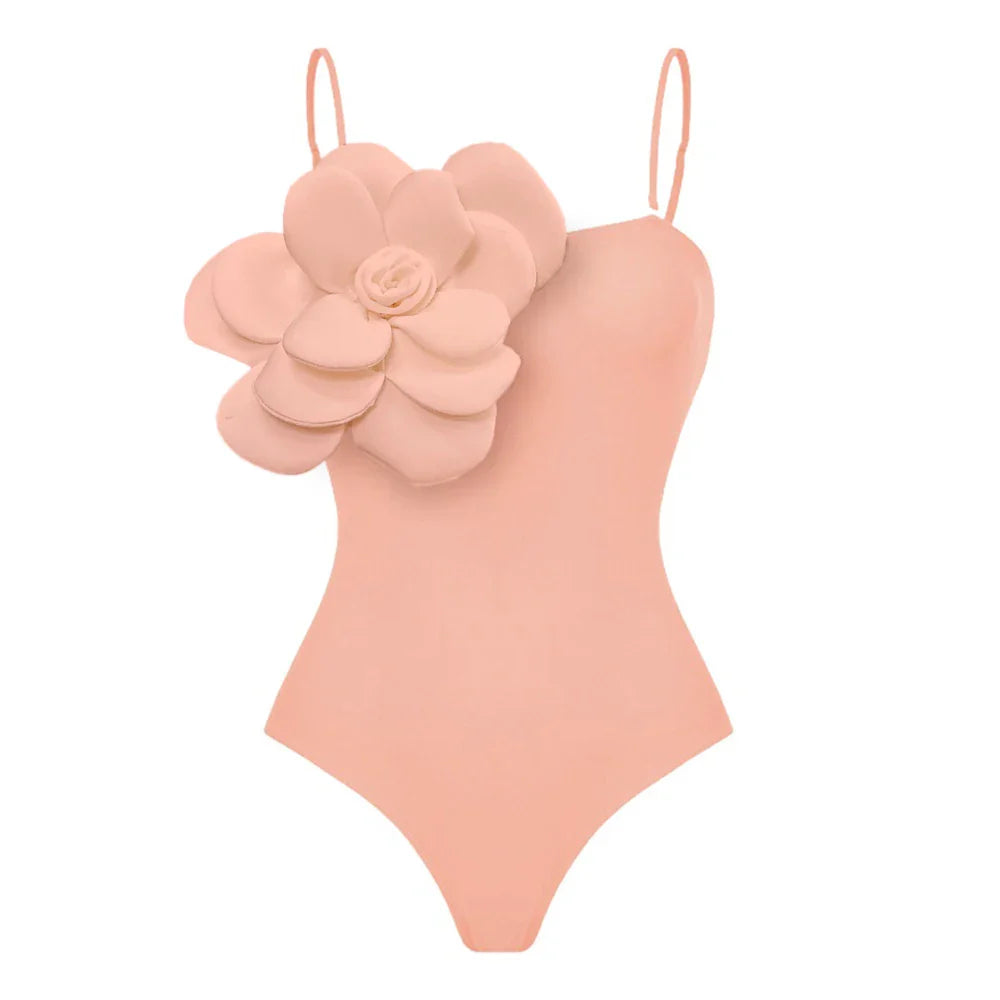 Effortlessly Bathing Suit With a Timeless Design