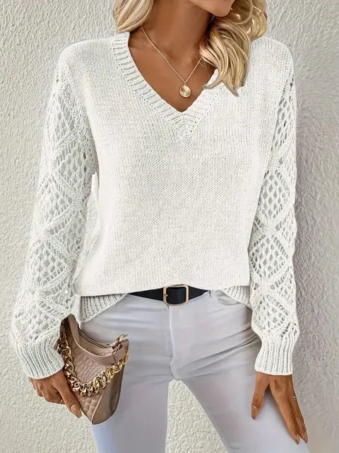 LM | Solid V-neck knitted sweater