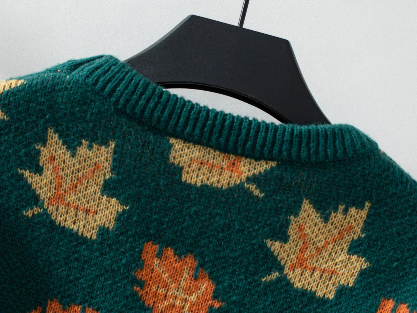 LM | Elegant knitted sweater