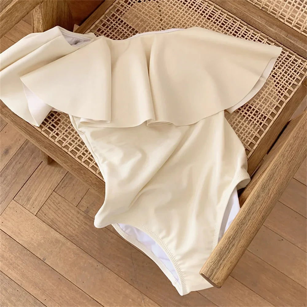 Effortlessly Bathing Suit With a Timeless Design