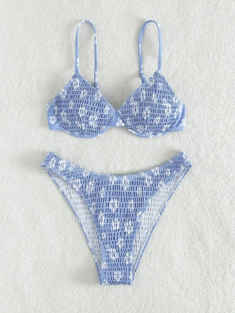 Effortlessly Bikini With a Timeless Design